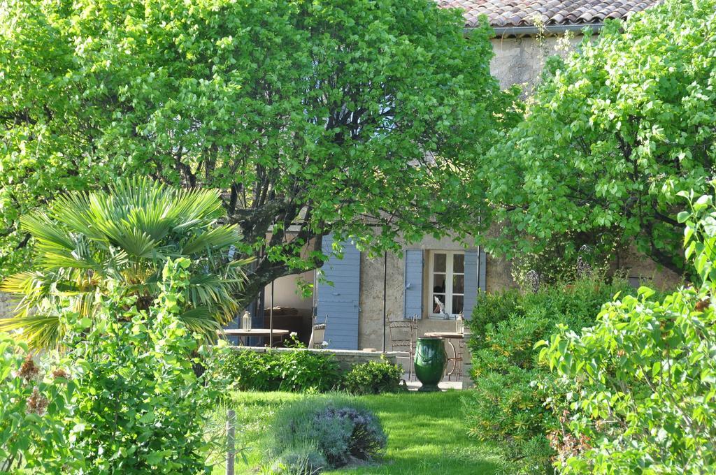 Le Mas En Provence Bed and Breakfast Entrechaux Eksteriør billede