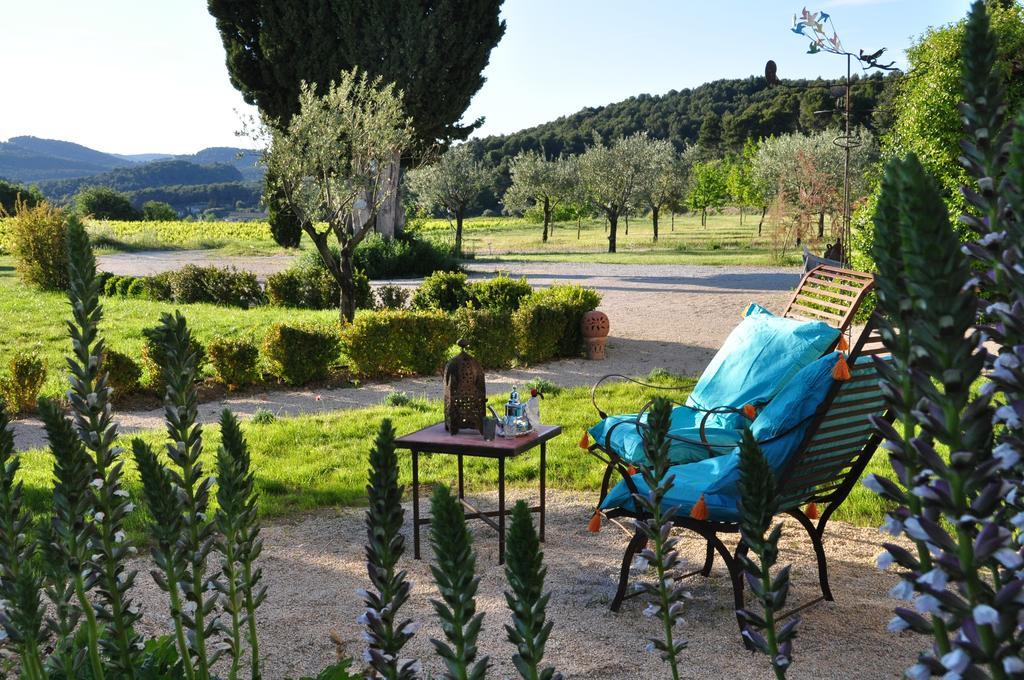 Le Mas En Provence Bed and Breakfast Entrechaux Eksteriør billede