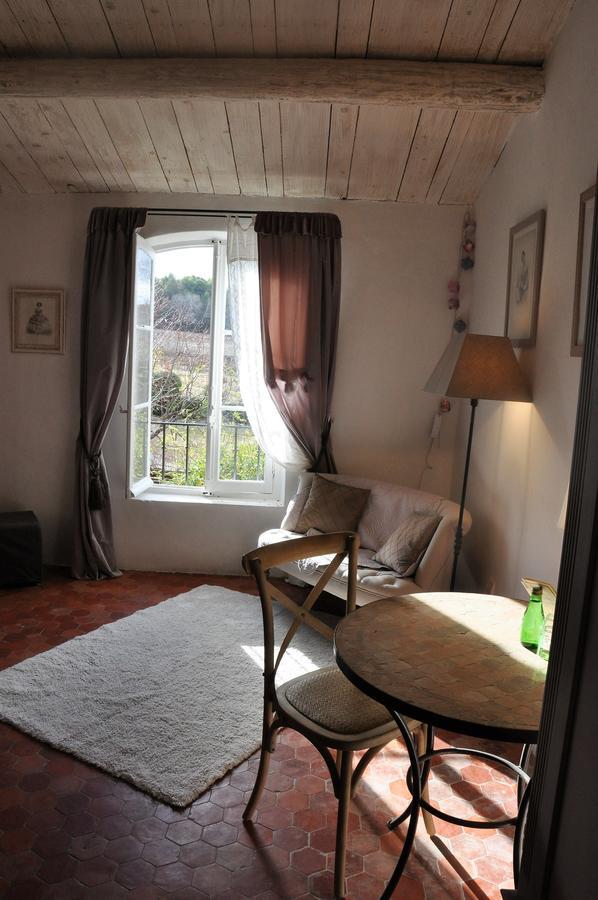 Le Mas En Provence Bed and Breakfast Entrechaux Eksteriør billede